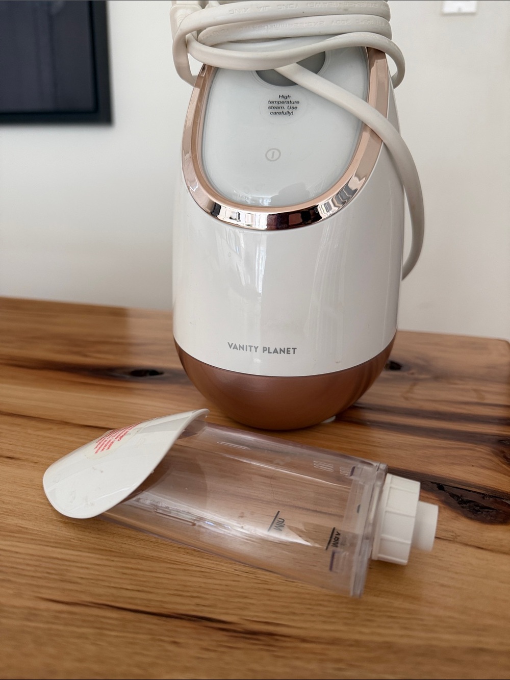 Vanity Planet Facial Steamer in White & Rose Gold